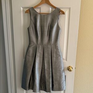 Elegant Gray Sleeveless Dress tailor